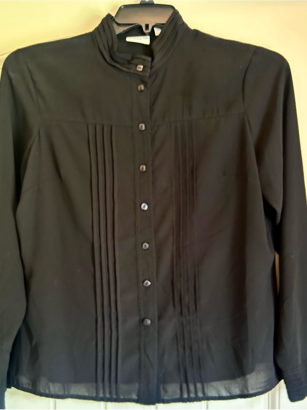 Covington Black Pleated Button-Front Blouse